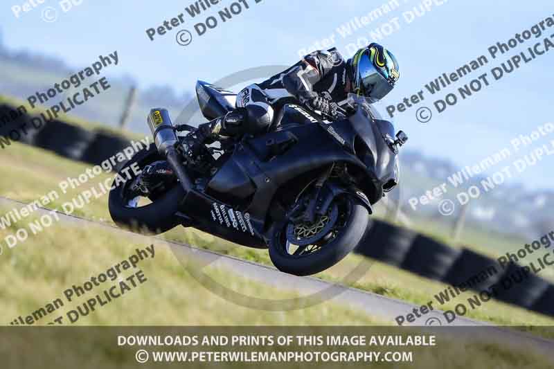 anglesey no limits trackday;anglesey photographs;anglesey trackday photographs;enduro digital images;event digital images;eventdigitalimages;no limits trackdays;peter wileman photography;racing digital images;trac mon;trackday digital images;trackday photos;ty croes